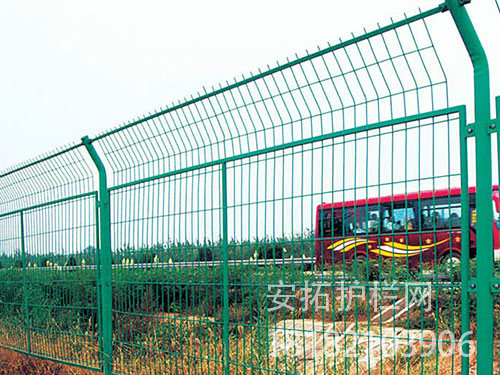 高速公路护栏网