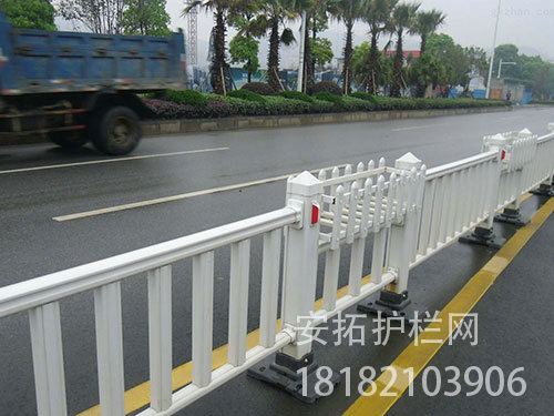 公路隔离栅