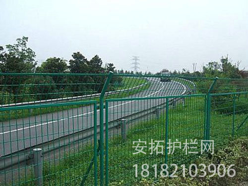 高速护栏