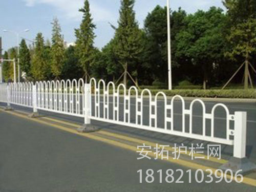公路隔离栅
