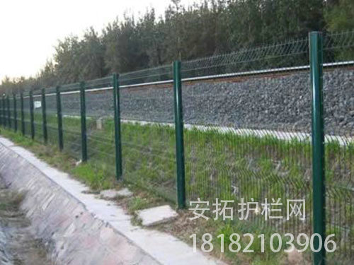 铁路护栏网