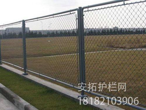 勾花护栏网