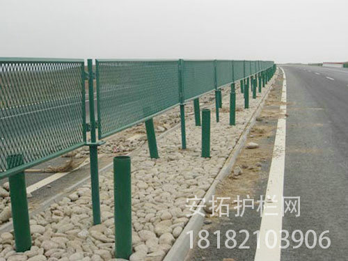 高速护栏