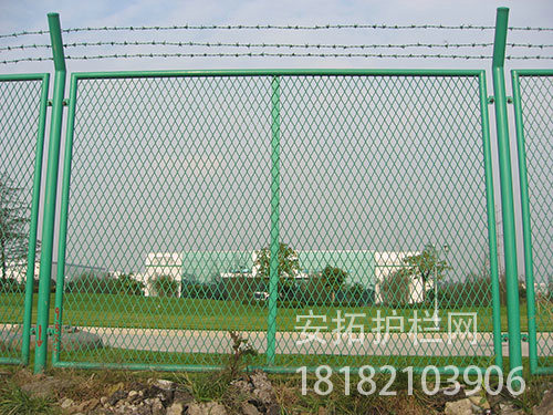 钢板网护栏